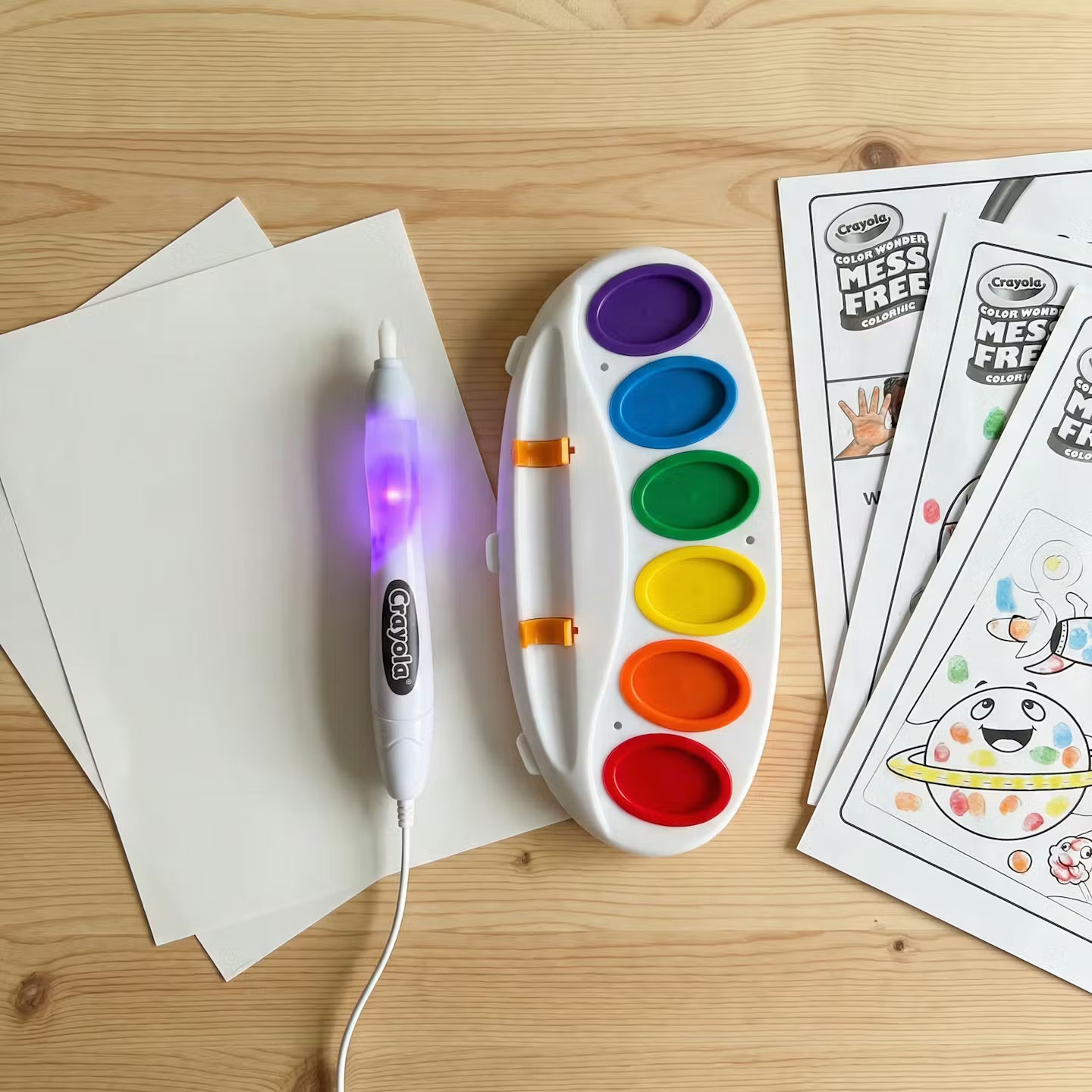 Magic Light Mess-Free Kids Painting Set